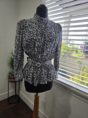 ZARA Women's Black and White Printed Peplum Blouse